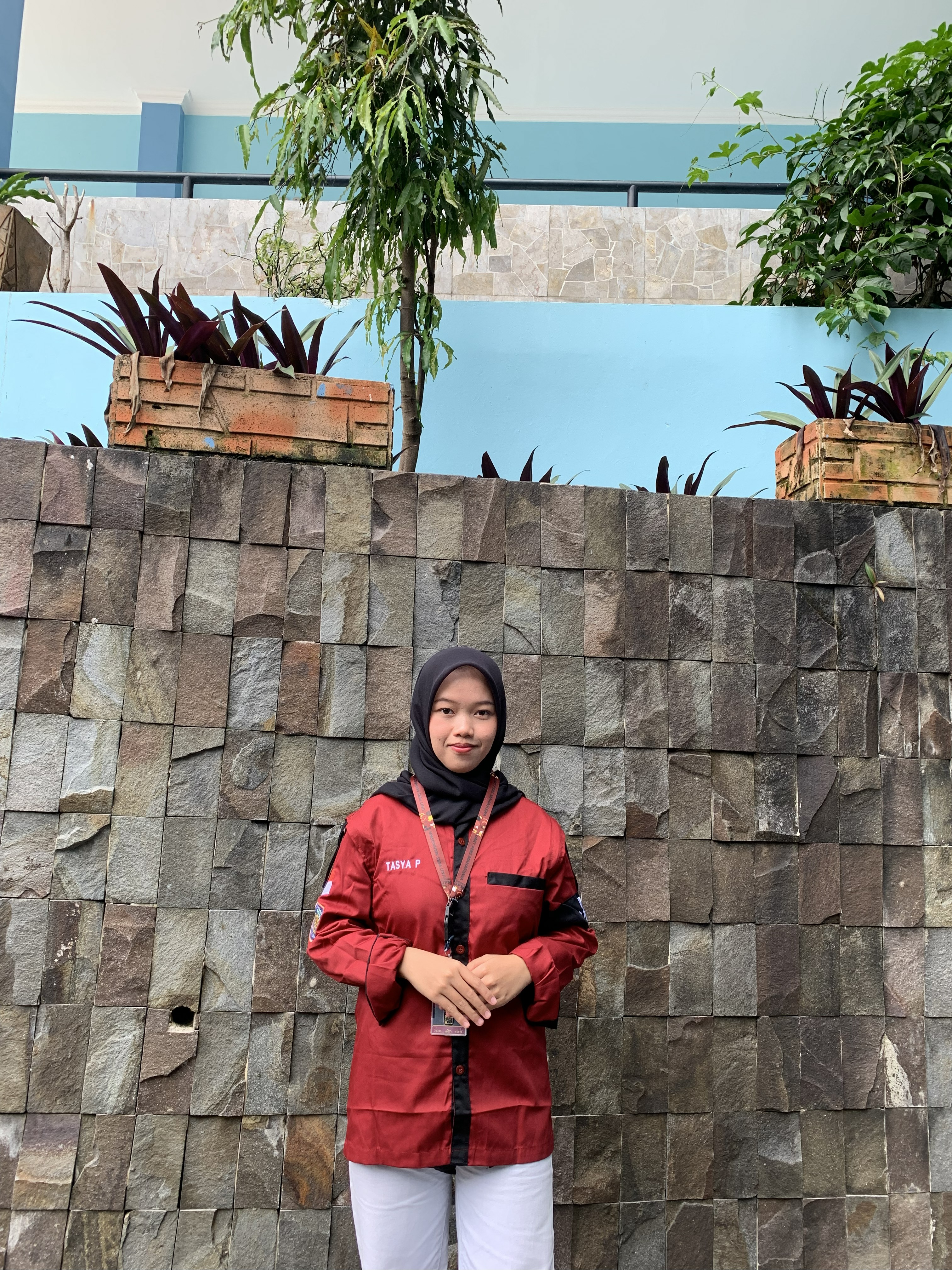 AWAMIRILLAH QORNAINI